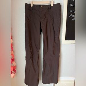 Athleta Dipper Cargo Tear Away B4 You Play Dark Brown Pants